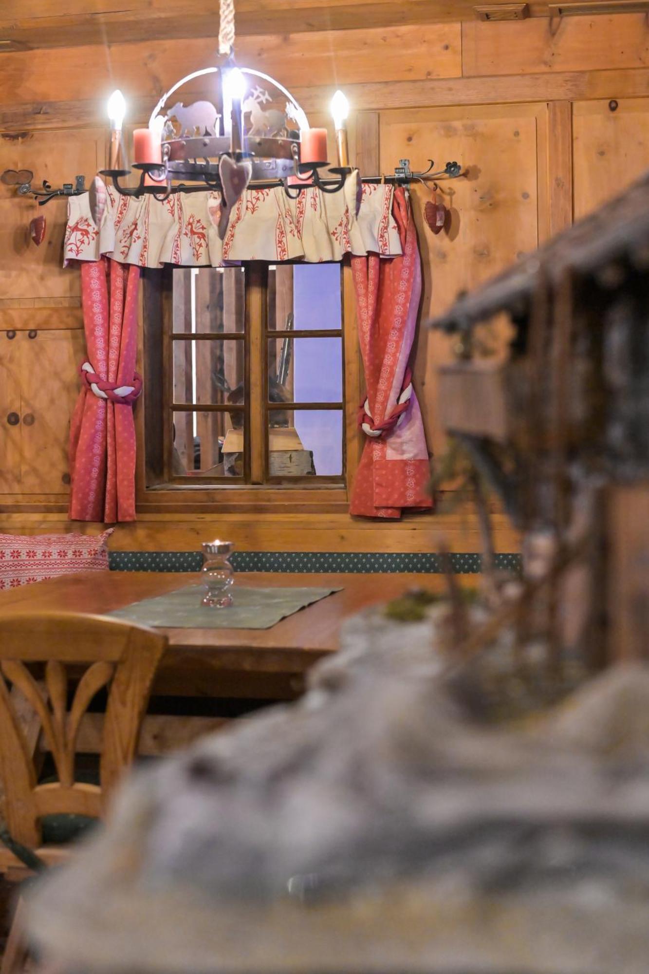היליגנבלוט Hotel Kaerntnerhof מראה חיצוני תמונה