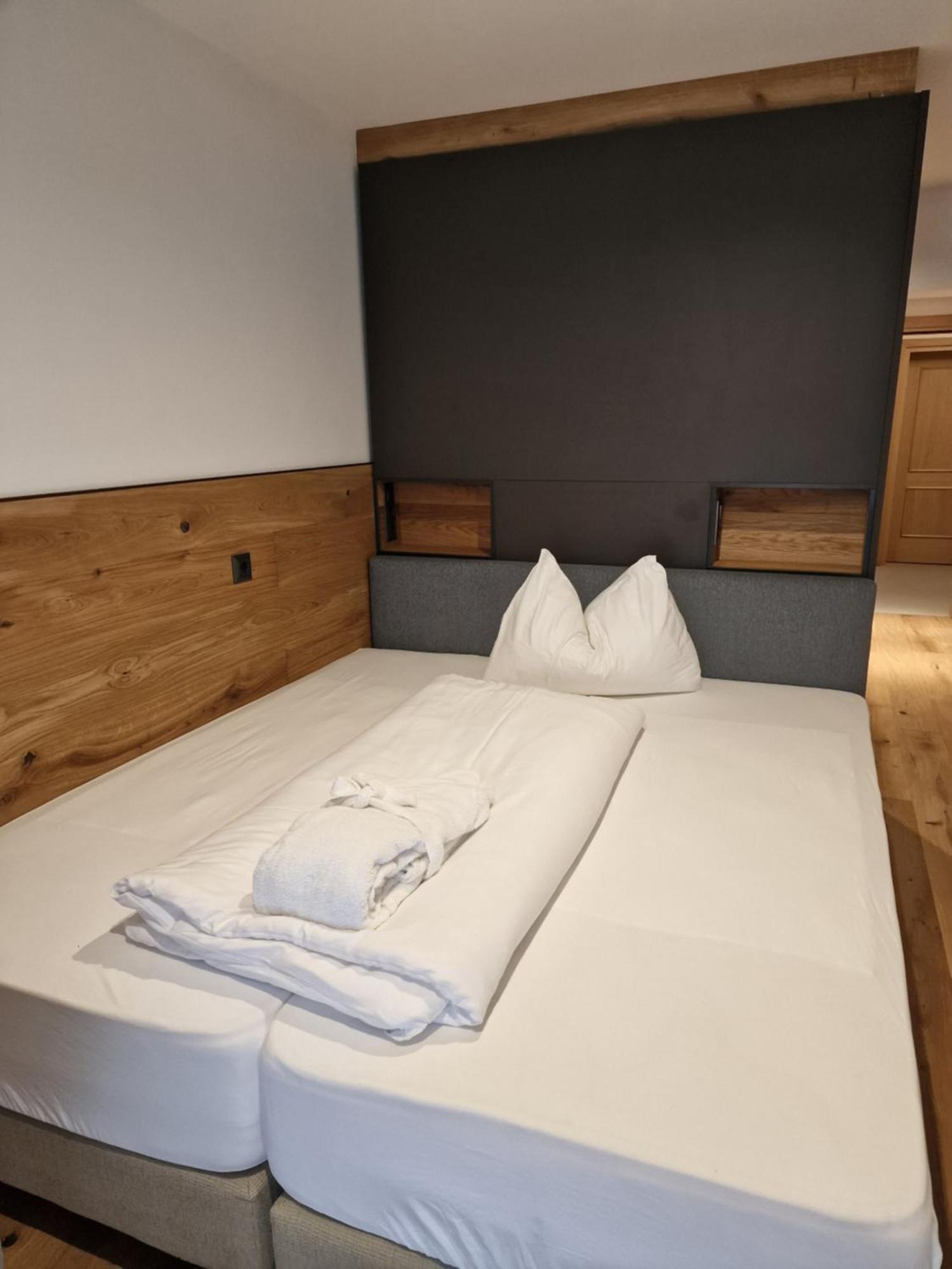 היליגנבלוט Hotel Kaerntnerhof מראה חיצוני תמונה