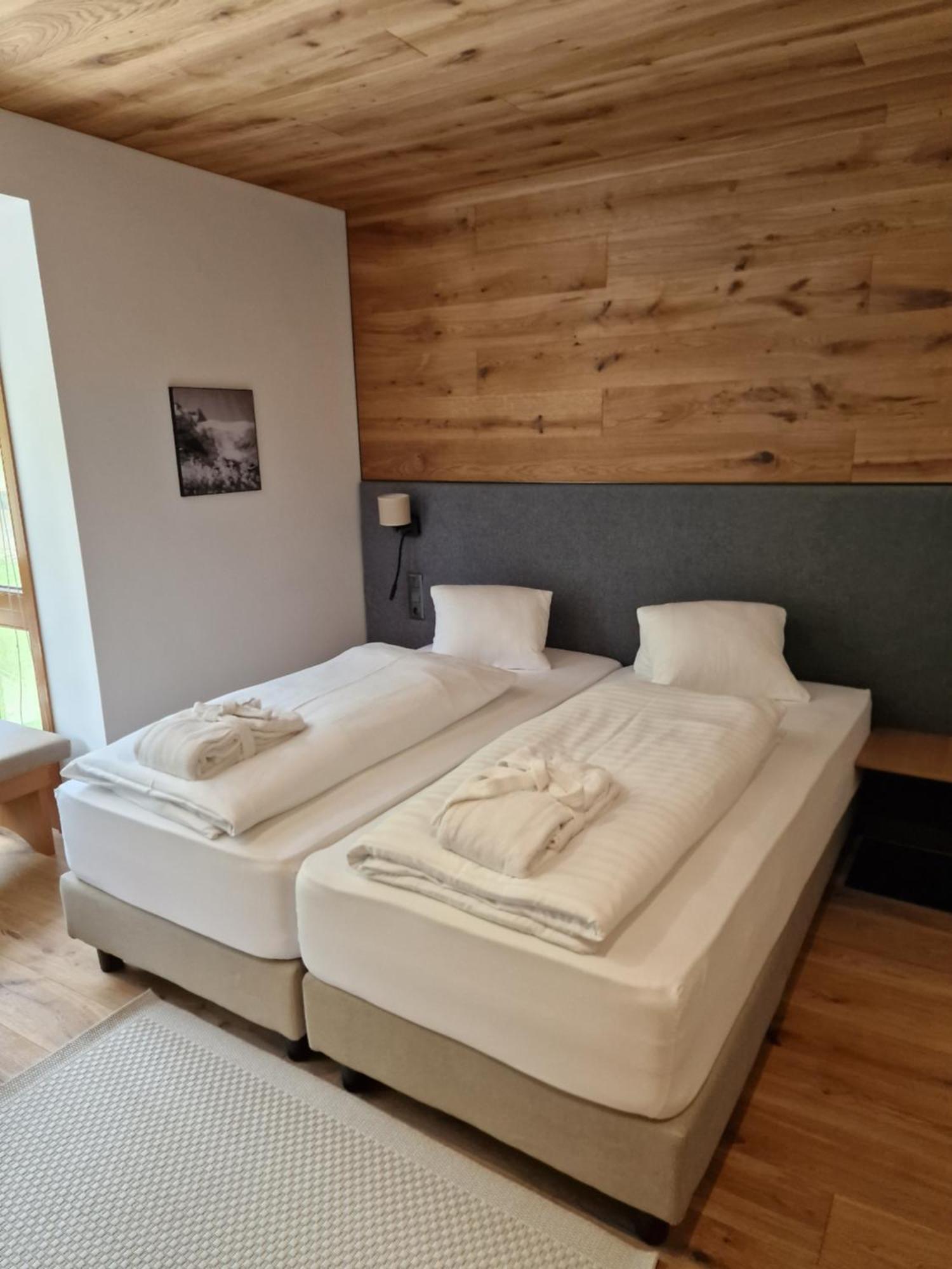 היליגנבלוט Hotel Kaerntnerhof מראה חיצוני תמונה